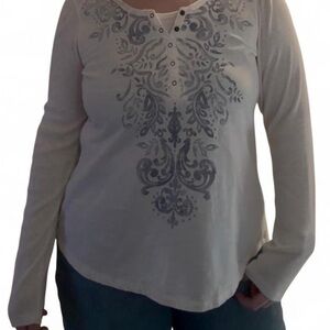 Sonoma Cream and Gray Patterned Long Sleeve Tee